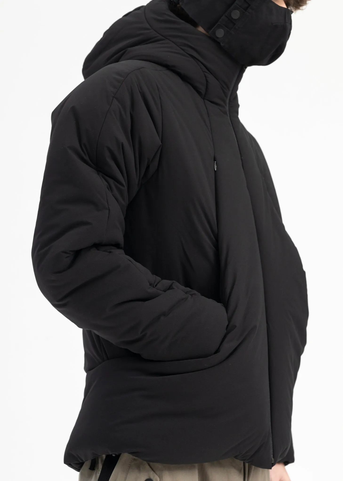 BLACK PUFFER JACKET