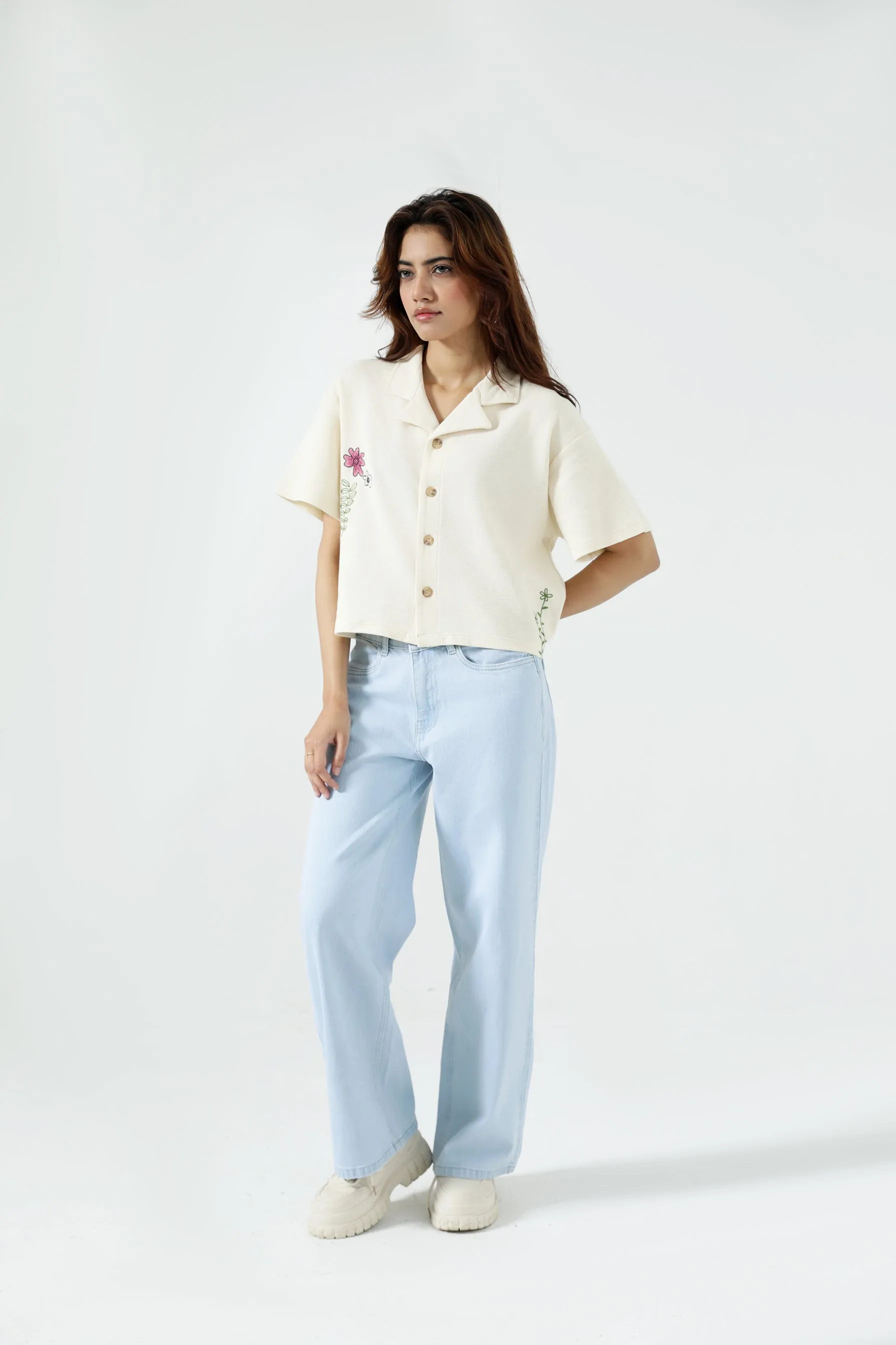 EMBROIDERED TEXTURED KNITTED TOP