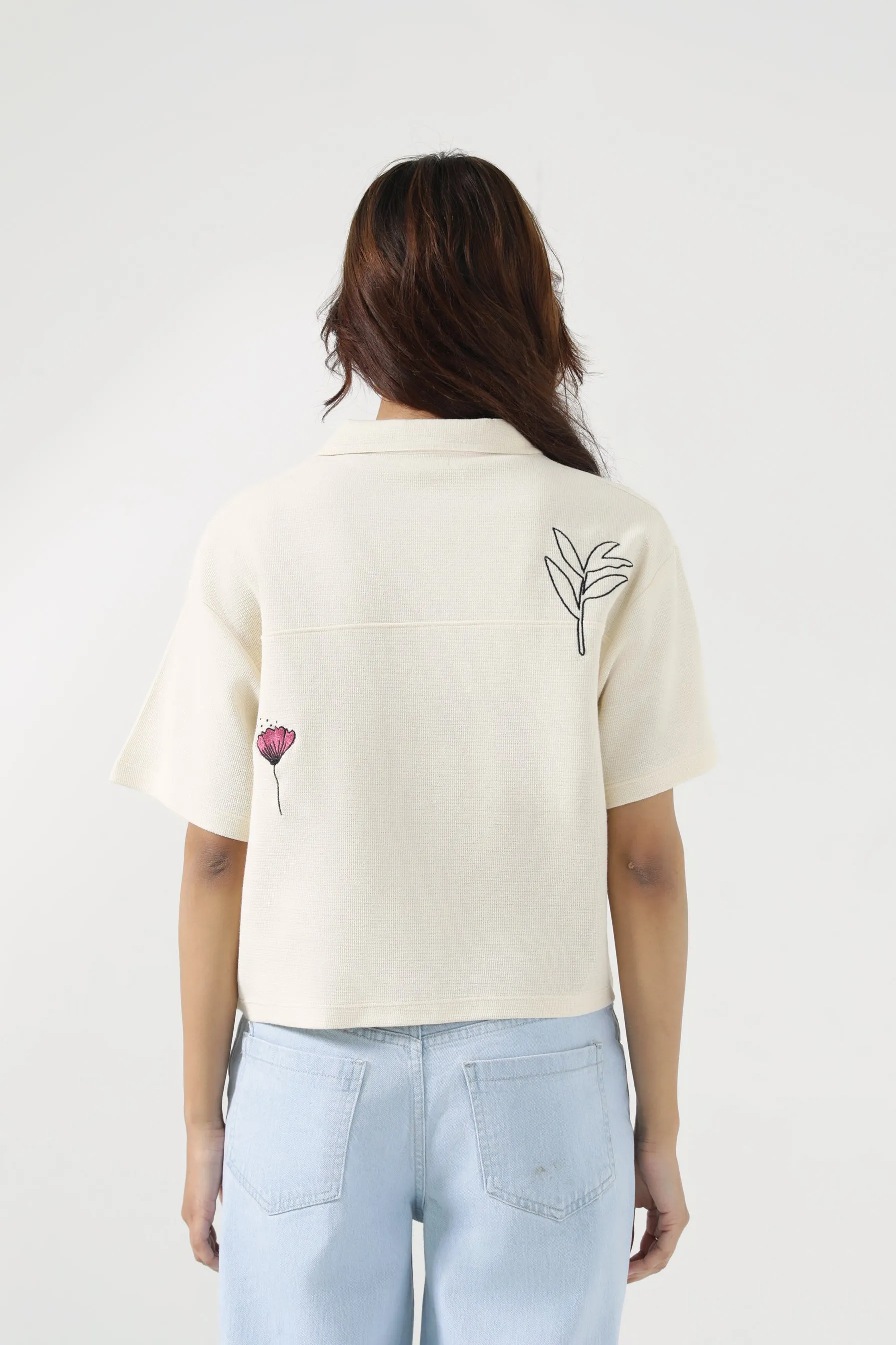 EMBROIDERED TEXTURED KNITTED TOP