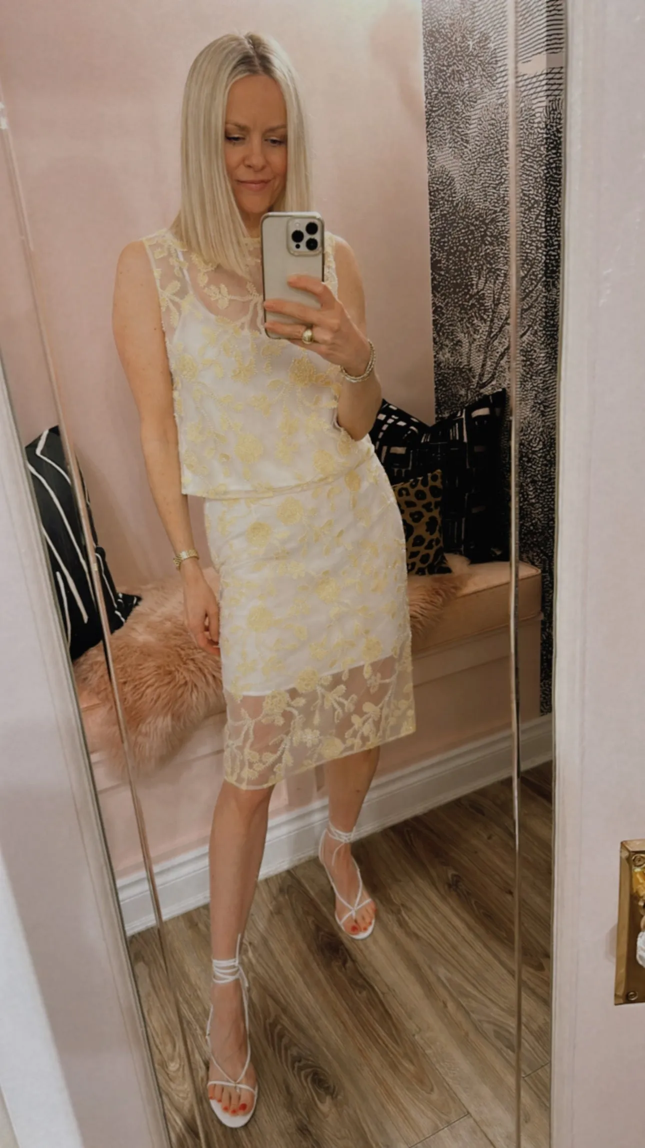 Flower Beads Pencil Skirt
