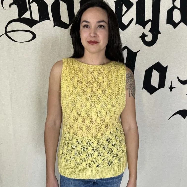 Hand knit shell