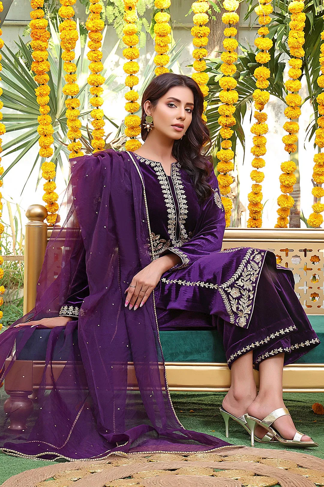 Handwork Zari Embroidered Velvet 3pc Suit | ZEENAT | S202223