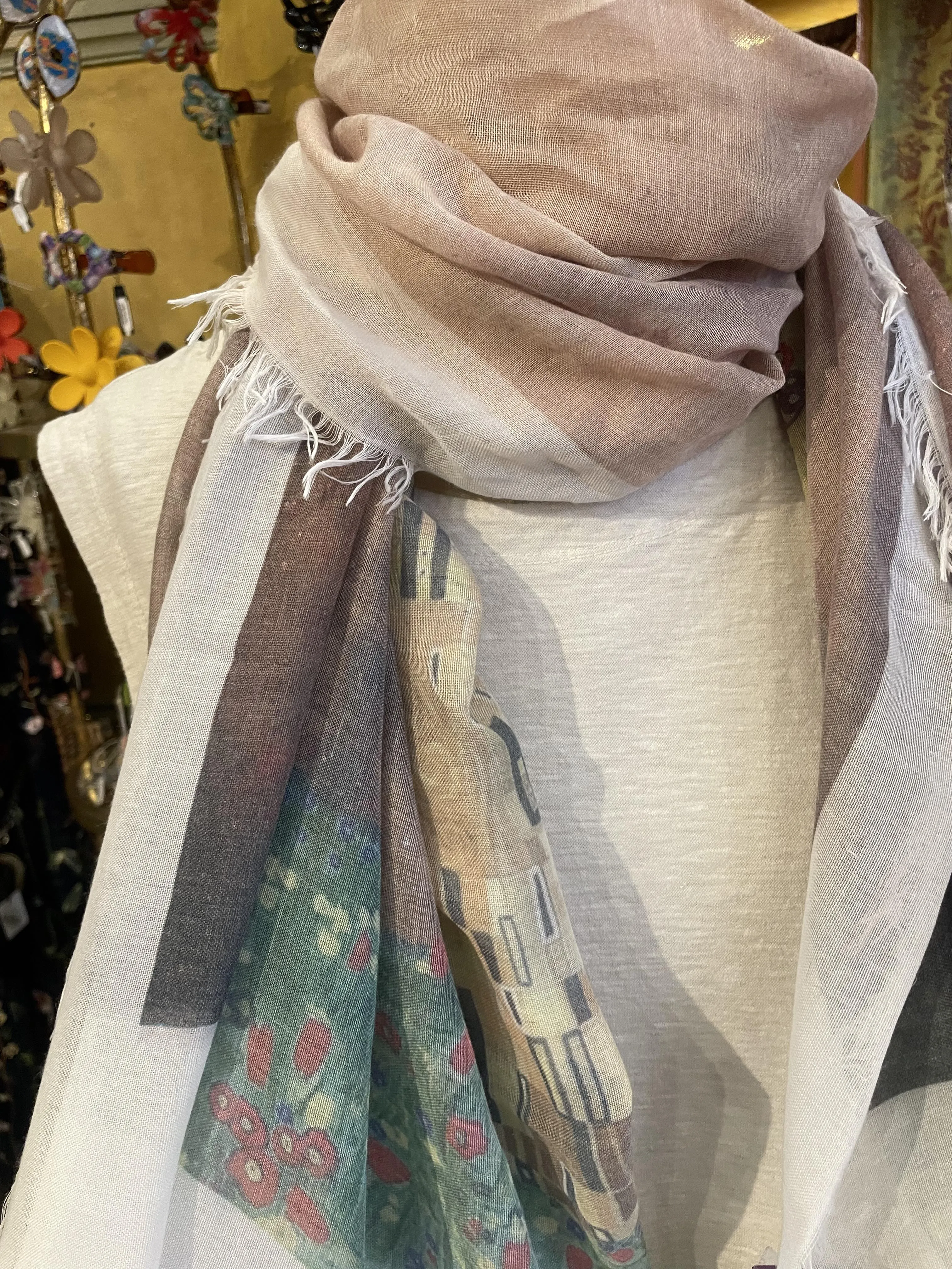 Klimt "The Kiss" Scarf - White